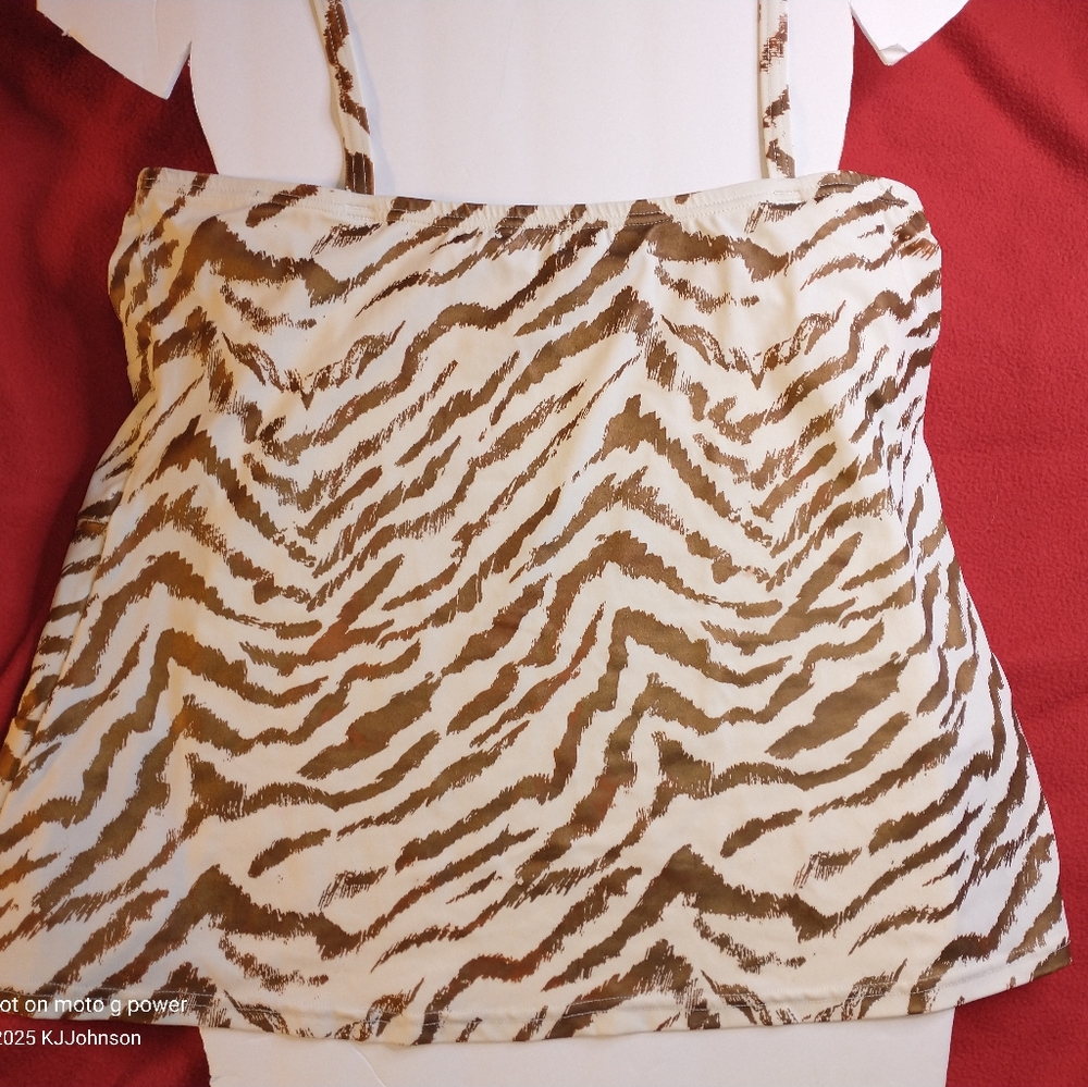 SWIM by Cacique White Bronze Zebra Striped Tiered Tankini Swim Suit Top - Picture 4 of 7